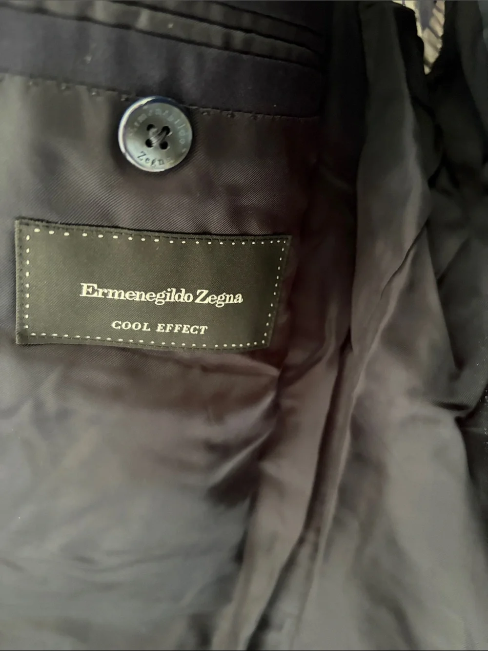 Men's Designer Ermenegildo Zegna suit Navy Two-Piece Suit Jacket and Trousers